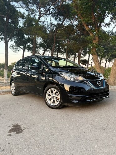 Nissan Note-4