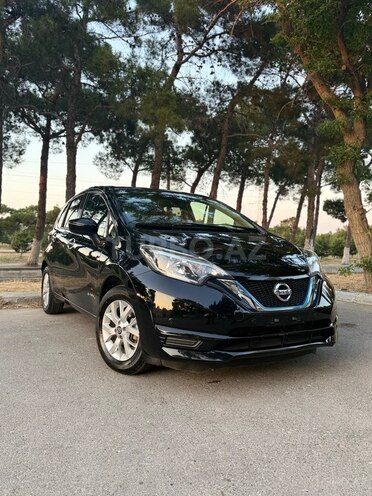 Nissan Note-2
