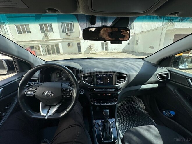 Hyundai IONIQ-5