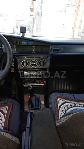 Mercedes 190-6