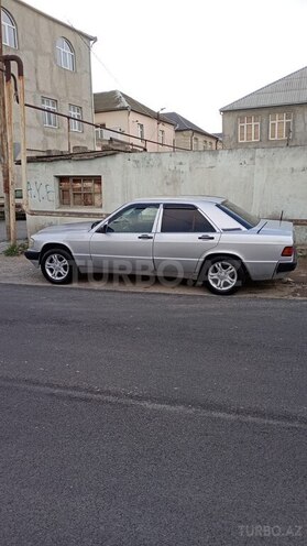 Mercedes 190-3