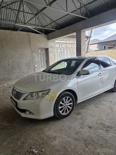 Toyota Camry-1