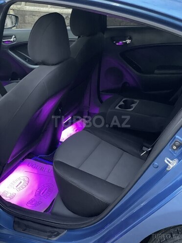Kia Cerato-11