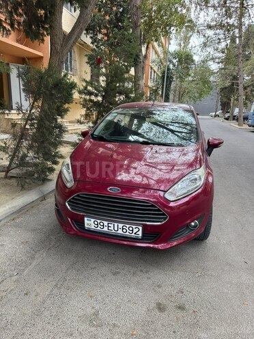 Ford Fiesta-1