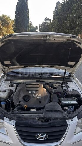 Hyundai Sonata-7