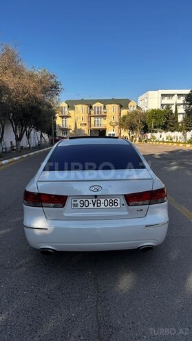 Hyundai Sonata-6