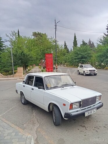 LADA (VAZ) 2107-5