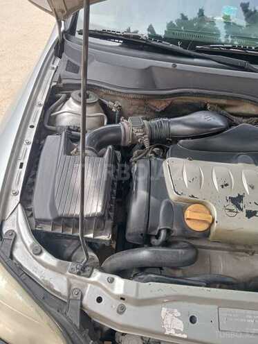 Opel Astra-11