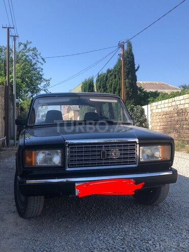 LADA (VAZ) 2107-1