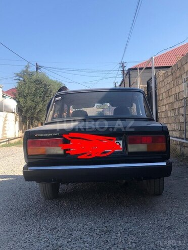 LADA (VAZ) 2107-2