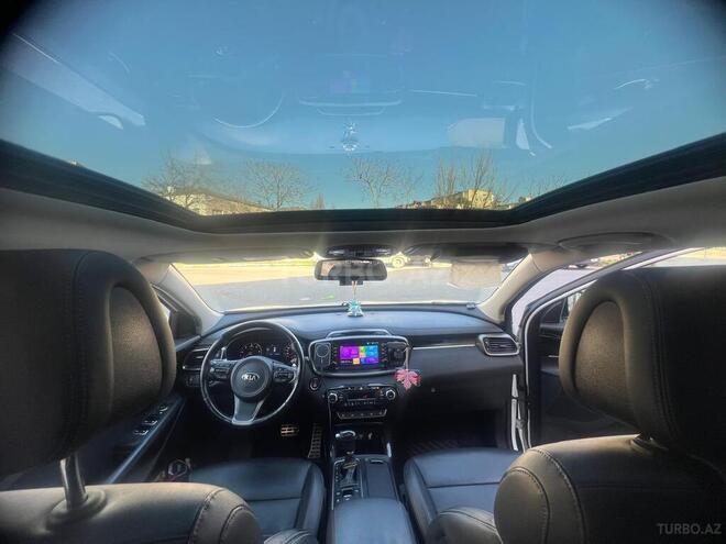 Kia Sorento-8