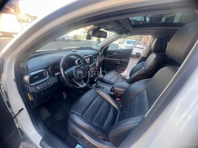 Kia Sorento-7