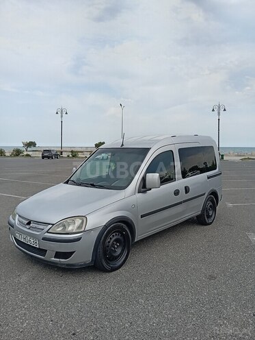 Opel Combo-9