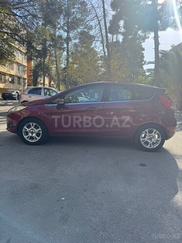 Ford Fiesta-5