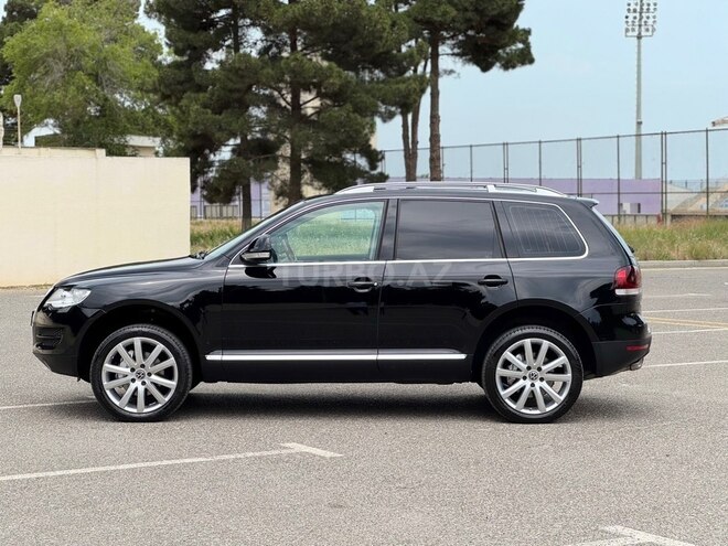 Volkswagen Touareg-5