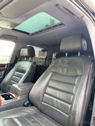 Volkswagen Touareg-14