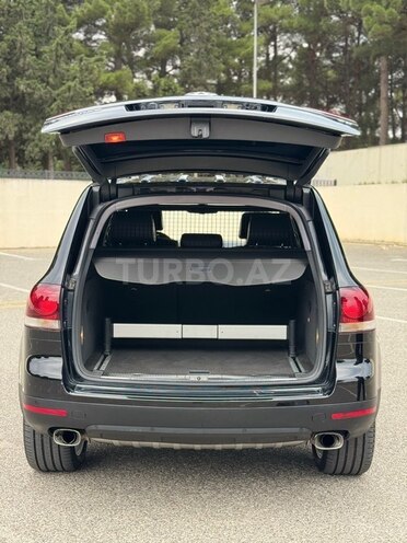 Volkswagen Touareg-9