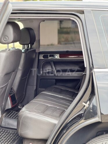 Volkswagen Touareg-13
