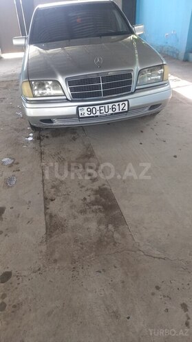 Mercedes C 220-7