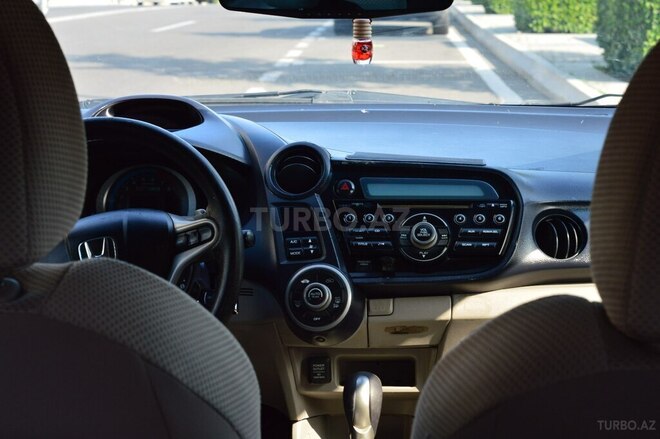 Honda Insight-19