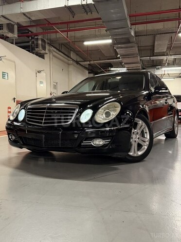Mercedes E 320-4