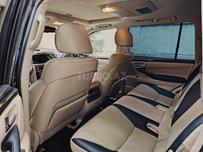 Lexus LX 570-16