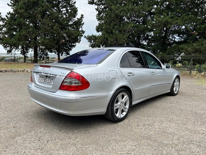 Mercedes E 220-7