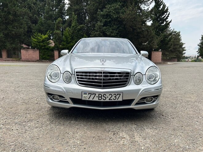 Mercedes E 220-4