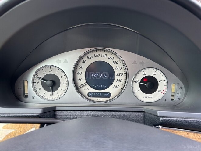 Mercedes E 220-16
