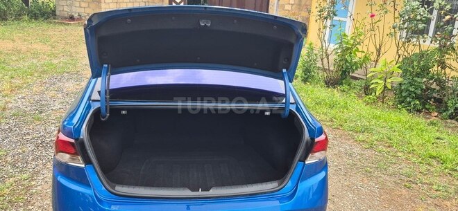 Hyundai Sonata-12