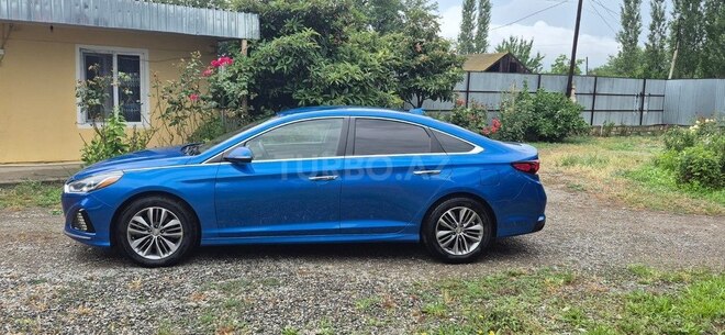 Hyundai Sonata-5