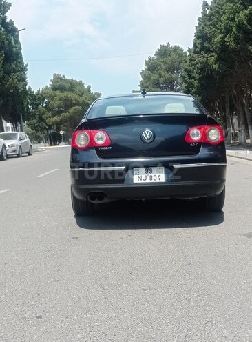 Volkswagen Passat-2