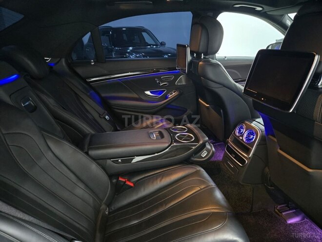 Mercedes S 350 d-9