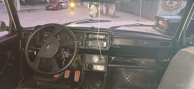 LADA (VAZ) 2107-4
