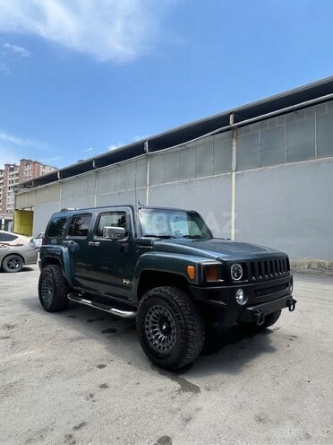 Hummer H3-4