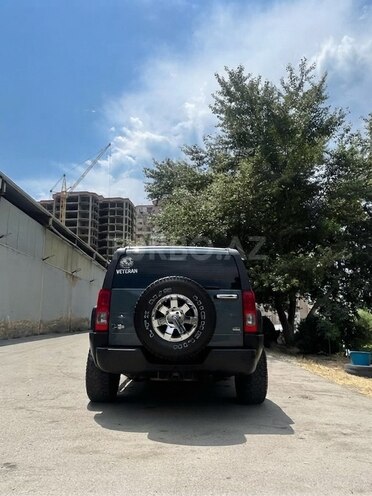 Hummer H3-7