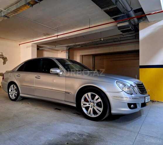 Mercedes E 220-4