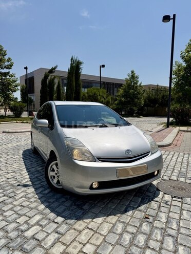 Toyota Prius-1