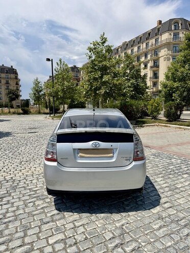Toyota Prius-9