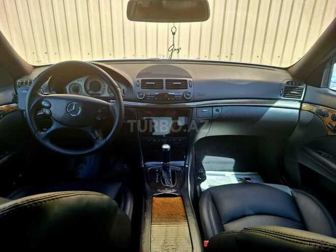 Mercedes E 220-8