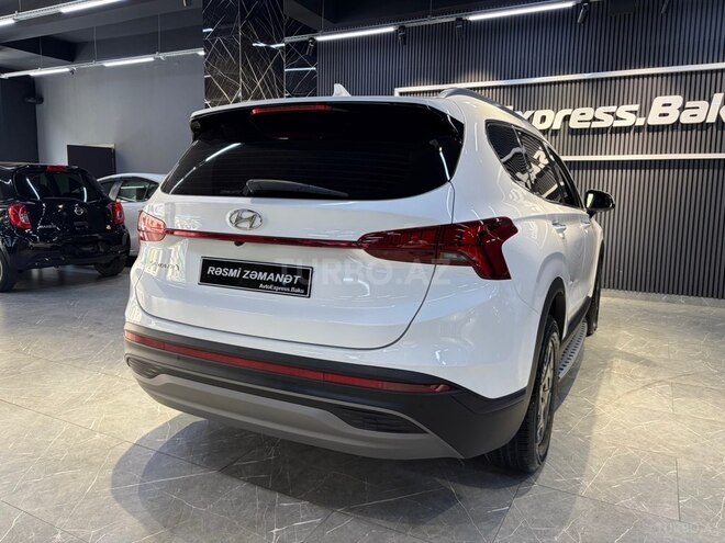 Hyundai Santa Fe-5