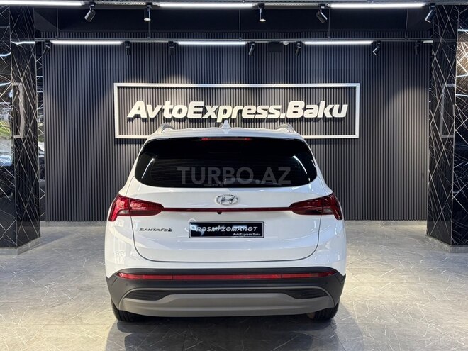 Hyundai Santa Fe-6
