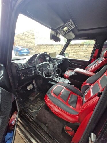 Mercedes G 300-10