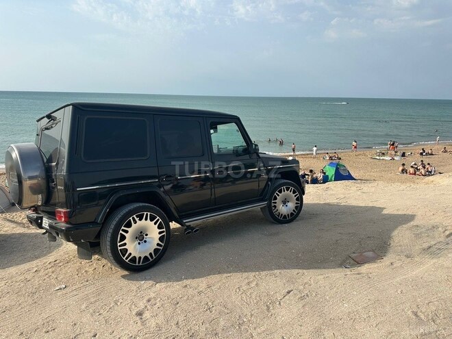 Mercedes G 300-7
