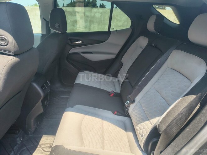 Chevrolet Equinox-8