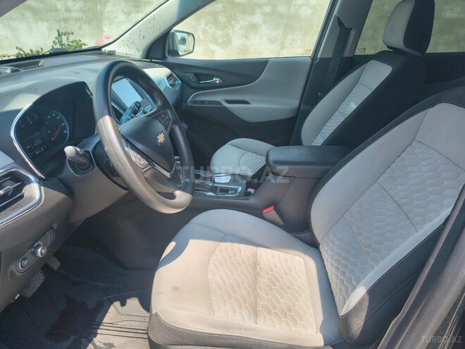 Chevrolet Equinox-12