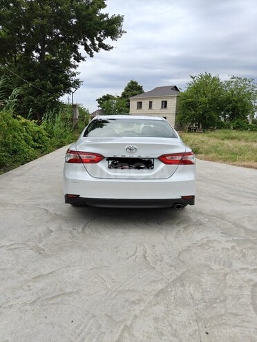 Toyota Camry-2