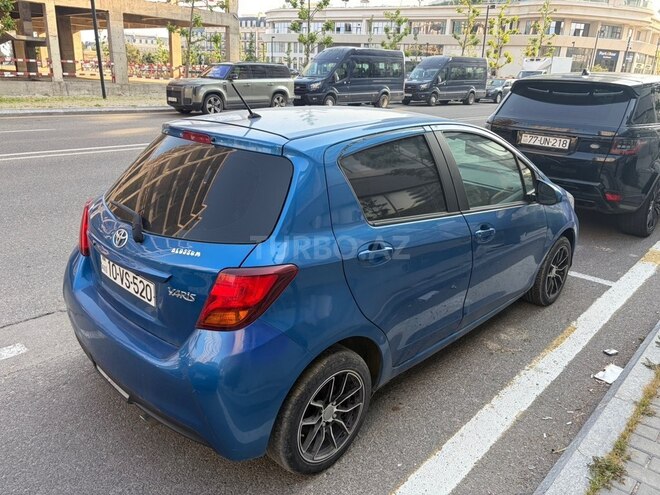 Toyota Yaris-3
