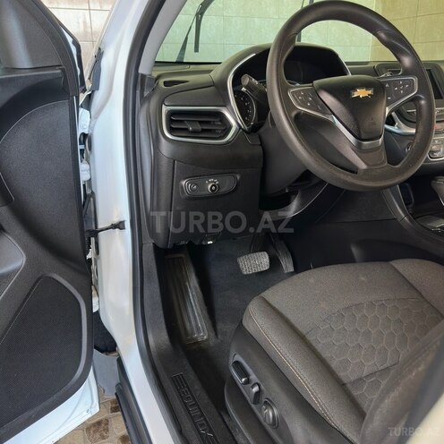 Chevrolet Equinox-8