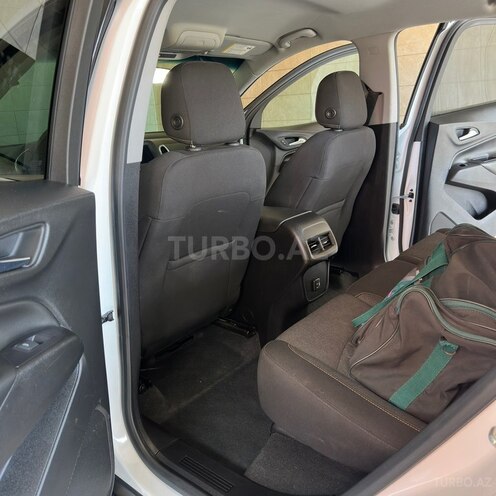 Chevrolet Equinox-10